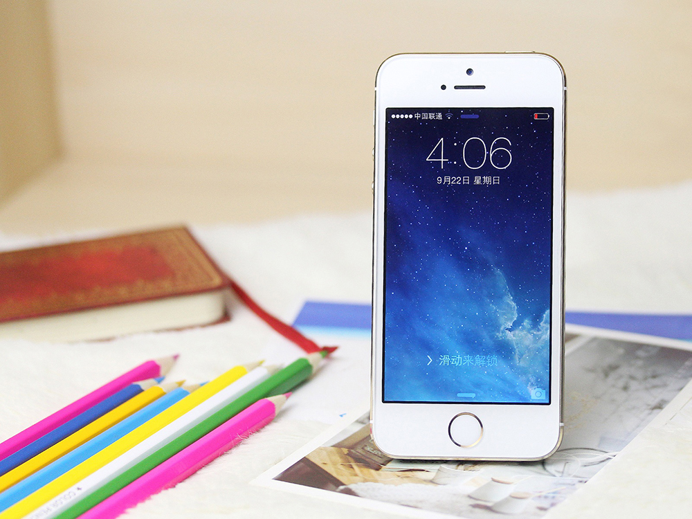 苹果iPhone5S白色版