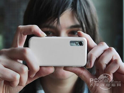 手机摄像头的未来进化一个不够要俩