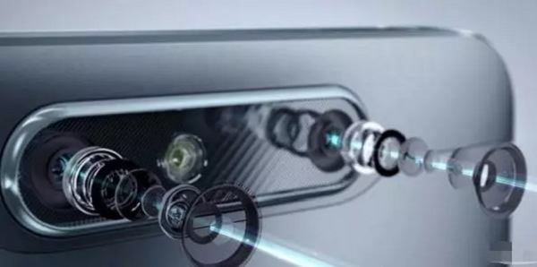 iPhone  摄像头为什么会「凸起」？苹果手机双摄的作用