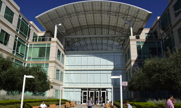 苹果iPhone6发布会 活动现场戒备森严