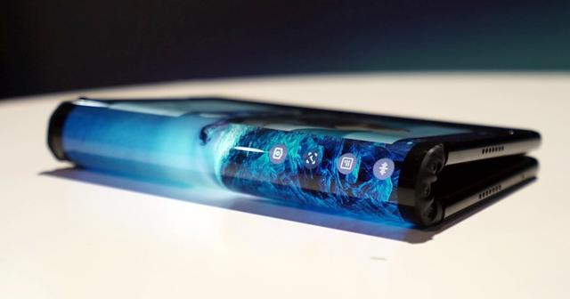 手机屏幕是如何折叠的？折叠屏 iPhone  还有多久可以上市？