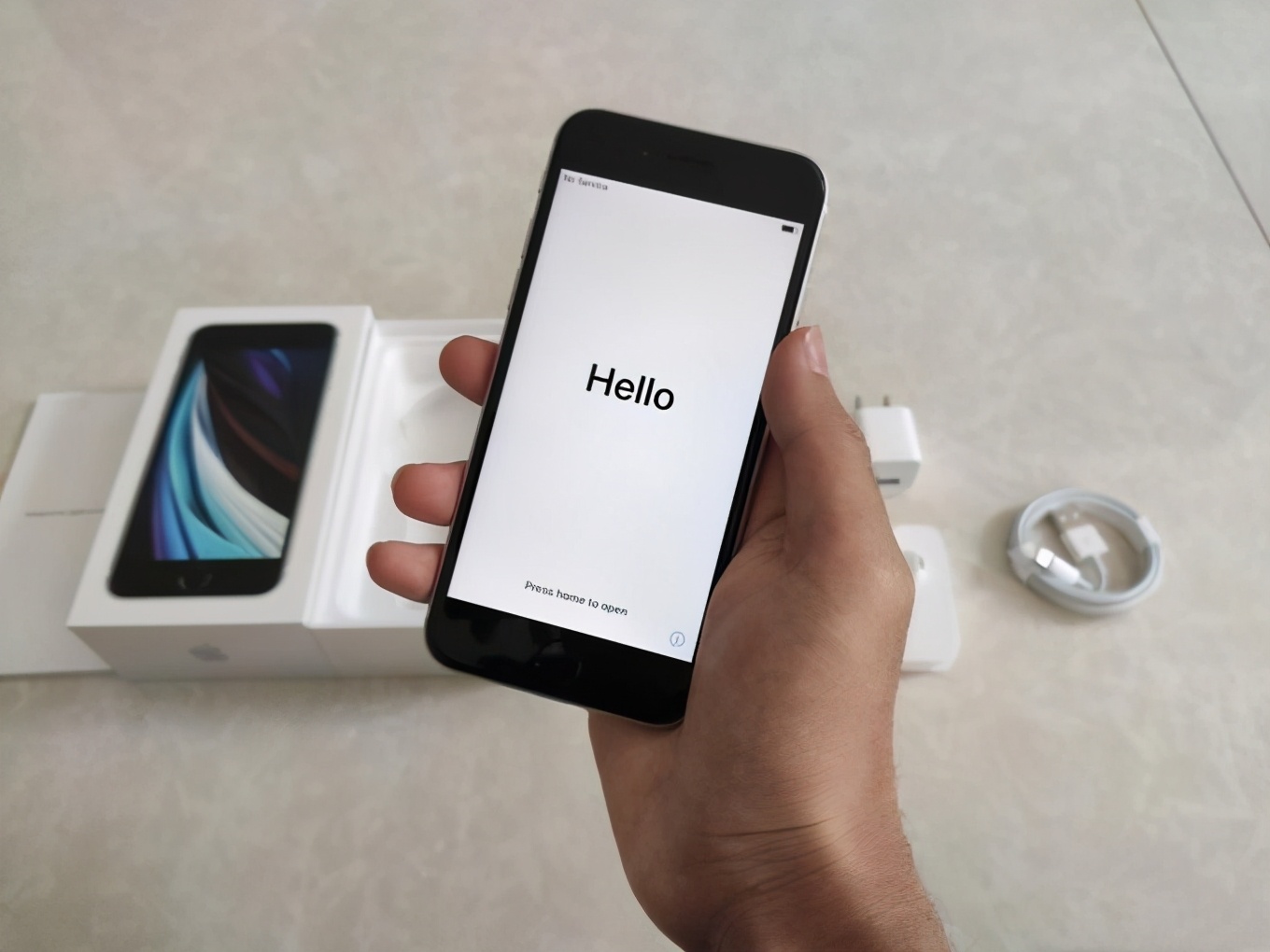 苹果手机别乱买，目前这四款人气最高口碑最好，入手绝不吃亏