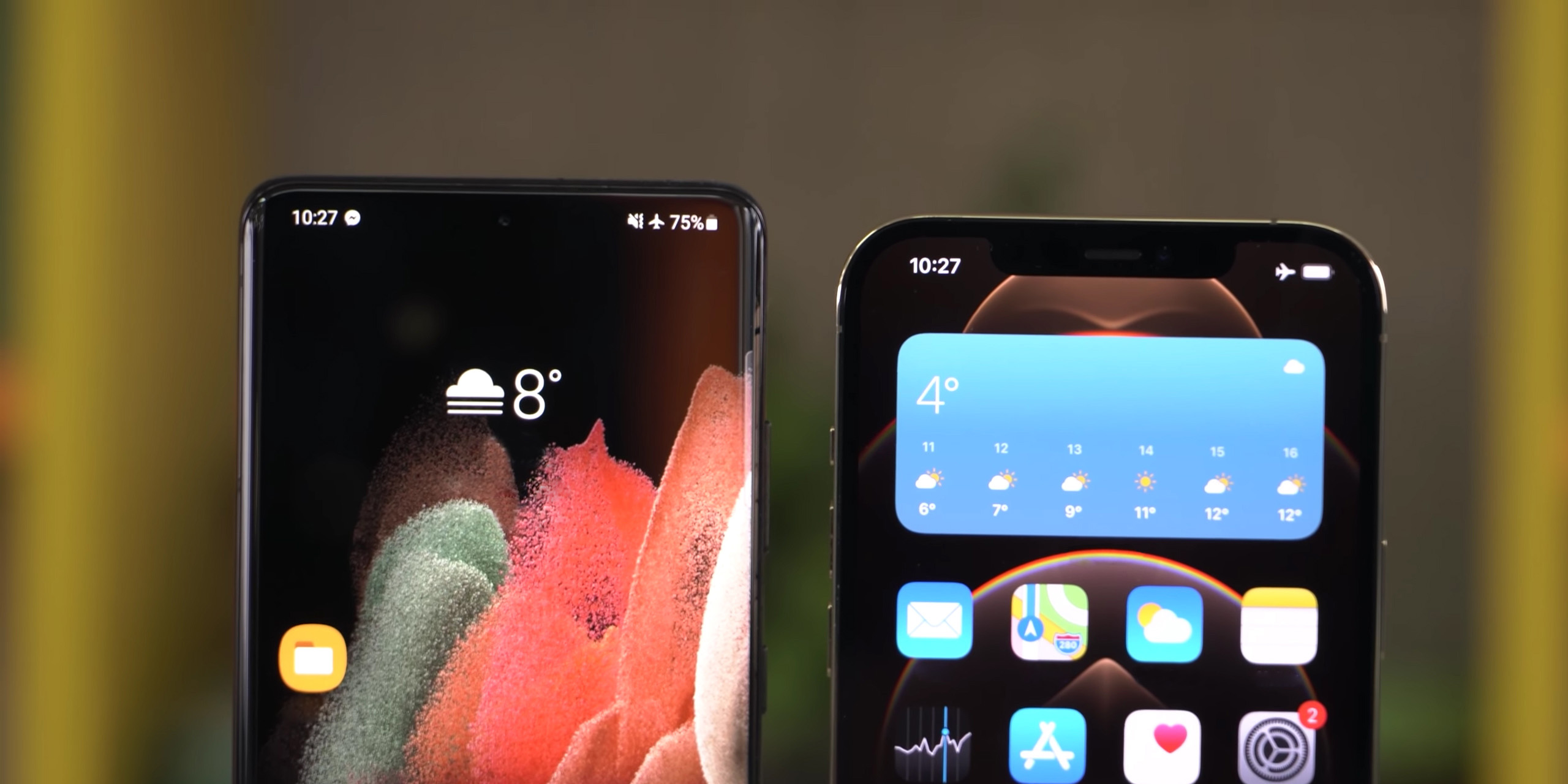 三星S21 Ultra对比iPhone  12 PM：谁更香？