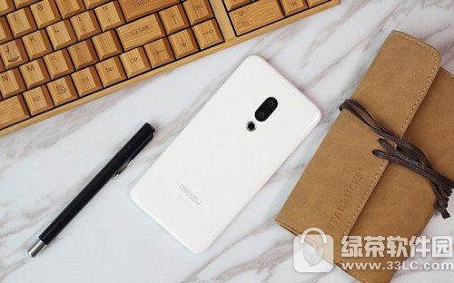 魅族15和荣耀10哪个好 魅族15和荣耀10参数配置对比分析4