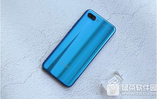 华为p20与荣耀10哪一个好 华为p20与荣耀10参数设置比较