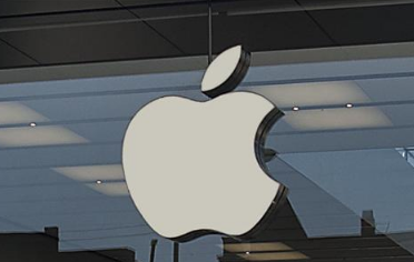 iPhone15Plus镜头凸起严重吗