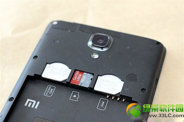 红米note怎样装sim卡？红米note插卡办法