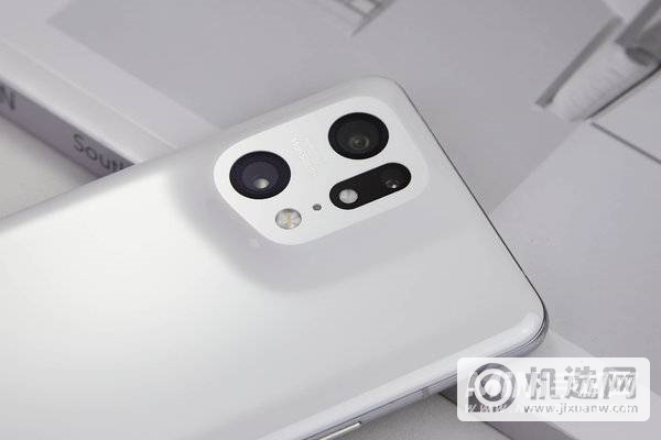 iPhone 13 Pro和OPPO Find X5 Pro哪款手机夜拍好看？-手机夜拍对比