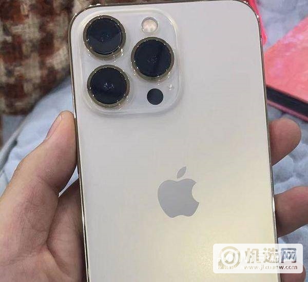 黑解iPhone 13 Pro可以入手吗？-和官网版的有什么区别？