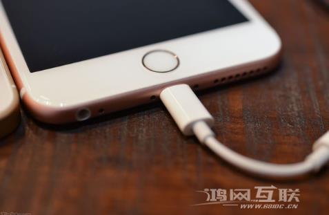 苹果iPhone 14系列数据线接口有变化吗？