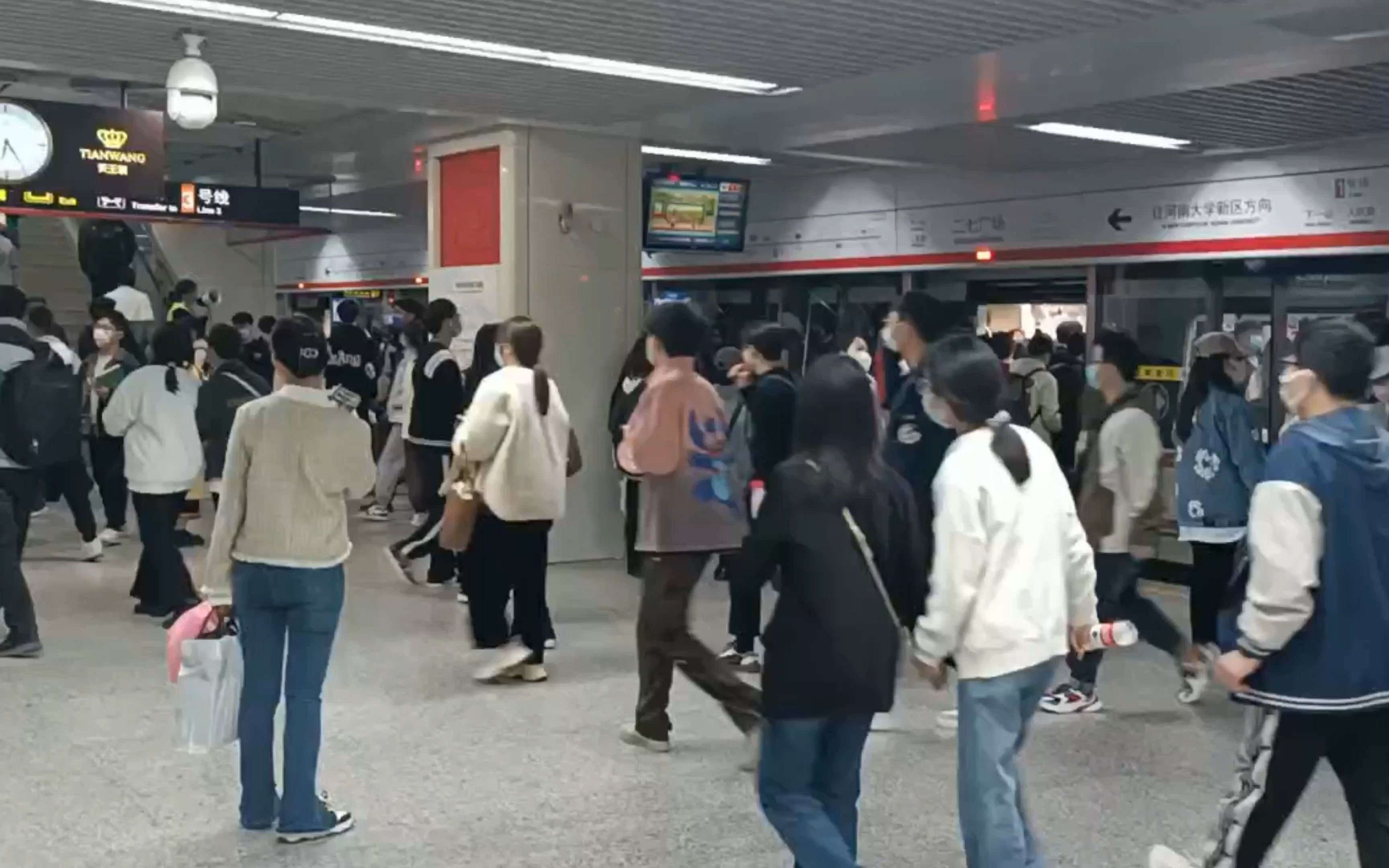 放置江湖丐帮怎么加入 郑州火车站现露天旅馆