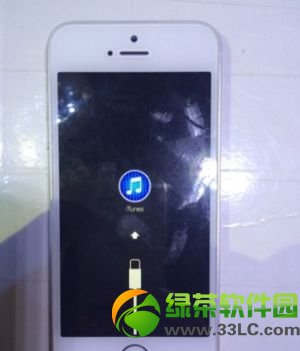 iphone5s死机怎样重启？iphone5s强制重启办法2则