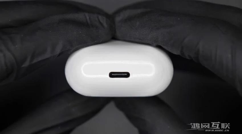 苹果或在 2023 年将 AirPods 充电盒改为 USB-C 接口