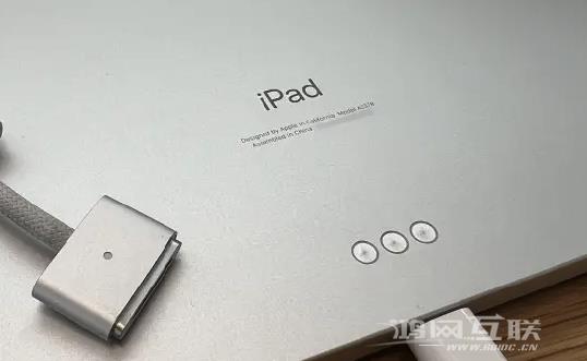 传闻苹果 iPad Pro将配备新的两个“四针”Smart Connector 接口
