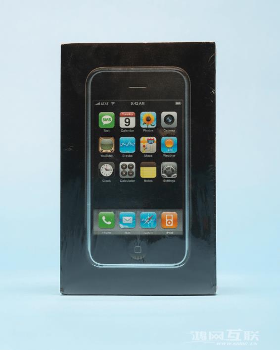 一部未拆封的苹果一代 iPhone 以 3.5 万美元的价格拍出