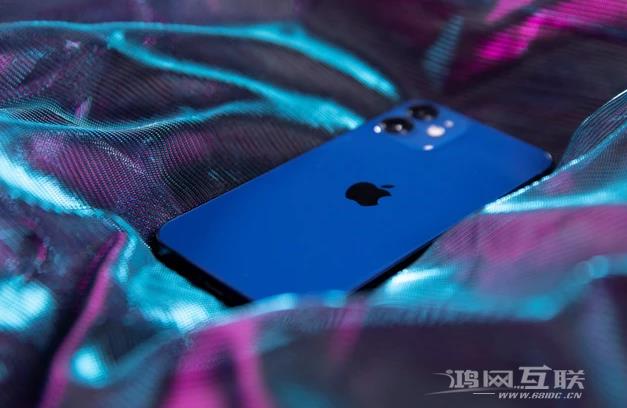 iPhone 12 mini怎么样？值得上手吗？