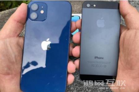 iPhone12和iPhone4谁更经典？