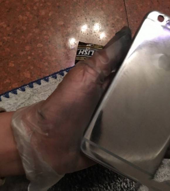 解决iPhone  6s后壳氧化最完美的办法_软件自学网