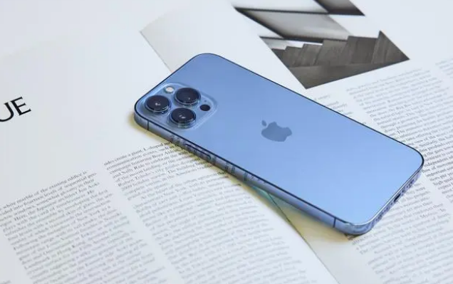 解决苹果iPhone14卡死问题的方法