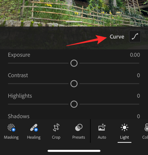 如何在 iPhone  上对照片进行颜色反转