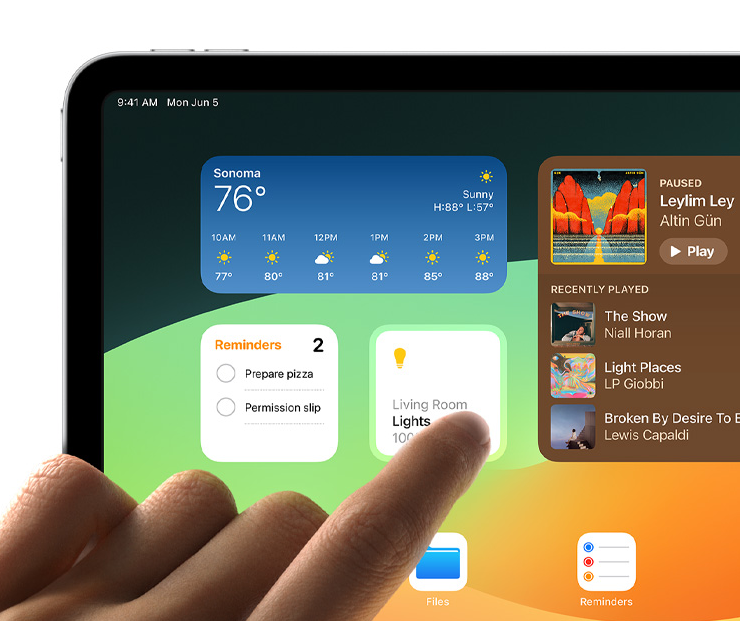 苹果 iPadOS  17 带来个性化锁定屏幕，有这些新变化