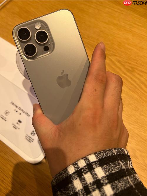 苹果手机开不了机黑屏充电没反应什么原因