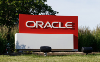 甲骨文 Oracle 董事长和 CEO 上一财年总薪酬均超 1.3 亿美元