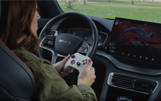比亚迪展示云游戏：汽车成沉浸式游戏座舱