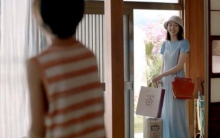 新垣结衣出演《NS Sports》宣传片 “老婆”活力无限