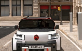 用上全新“厦门金旅”标识 雪铁龙纯电皮卡发布：造型超怪