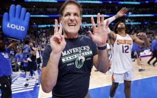 他是真正独行侠：刚做完孤胆英雄、就变成骗子同伙