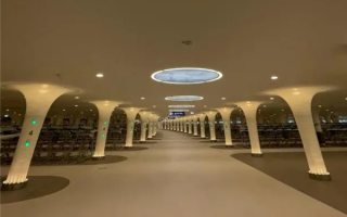 自行车数量比人口还多 荷兰水下自行车库启用：比汽车车库还豪华