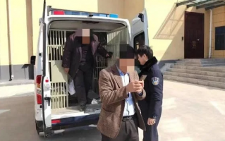 债主去世老赖不肯还钱，听说要被拘留才联系家人送钱清账