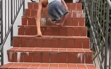 世界杯上这位只有半截身体的小哥：球踢得比很多人都好