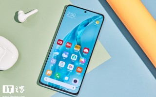 中国智能手机在俄销量激增：7 月份小米拿下 42% 份额稳居第一，realme 排第二