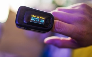 中国医科大学辟谣手机摄像头可测血氧：虚假信息！