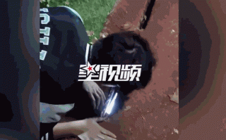 男子小米手机掉下水道哭喊小爱同学 反被安慰 泪目了