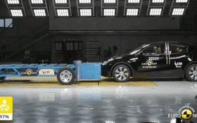 安全神话破灭？特斯拉碰撞测试被发现猫腻：疑用内部代码作弊