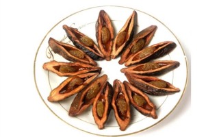 浙江义乌要求下架槟榔：此前一名36岁歌手因吃槟榔患癌去世