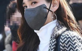 三星长公主离婚后颜值回春 参加儿子中学毕业典礼