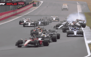 首位中国F1车手周冠宇翻车场景被3D重建：“人字拖”Halo系统立大功