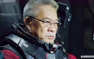 吴孟达再现《流浪地球2》引热议 网友：看到达叔泪目