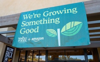 五年前，亚马逊花 137 亿美元买了这家超市