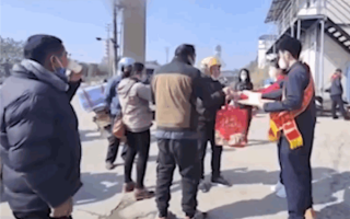 摩托大军春运启程返乡！老司机：400公里路程 8小时可以跑完