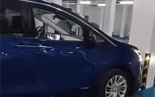 别克GL8秀自动泊车技术 结果尴尬：车头撞墙