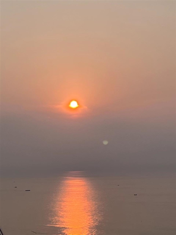 全国多地迎新年绝美日出：2023年第一缕阳光太美-第1张图片-9158手机教程网