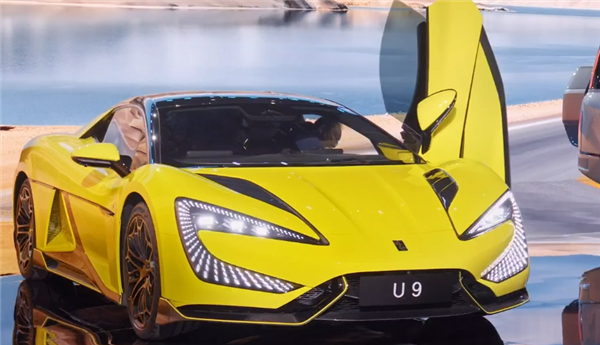 百万级纯电性能超跑！比亚迪仰望U9来了：零百加速2秒级、电动蝴蝶门-第3张图片-9158手机教程网