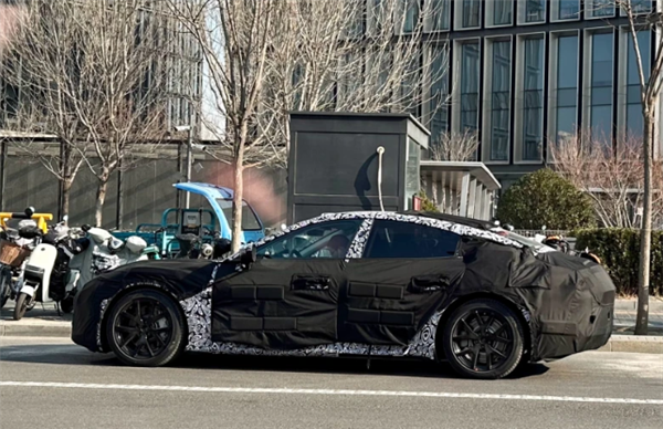 年轻人第一次漂移？小米汽车新专利出炉：可实现不同状态漂移-第3张图片-9158手机教程网