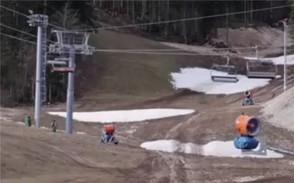 极其反常！欧洲多国冬天像夏天：多处滑雪胜地闹雪荒-第3张图片-9158手机教程网