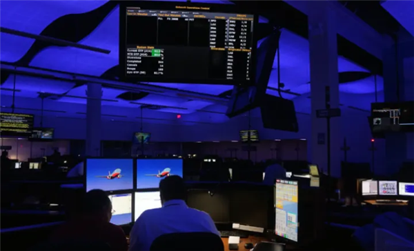 还在用20世纪90年代的破系统！美国航空巨头8天赔掉50个亿-第7张图片-9158手机教程网